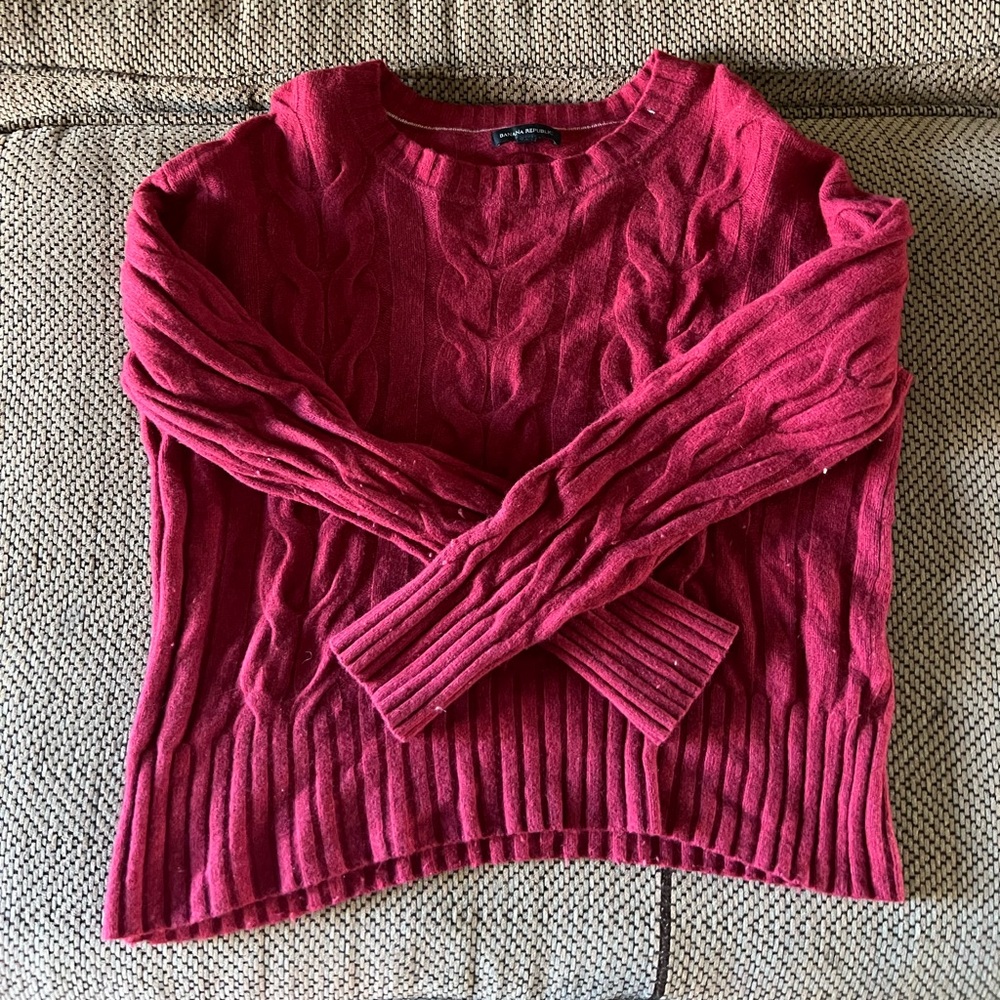 Large Red/Wine colored Banana Republic Sweater